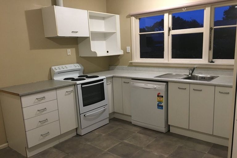 Photo of property in 23 Haslett Place, Upper Riccarton, Christchurch, 8041