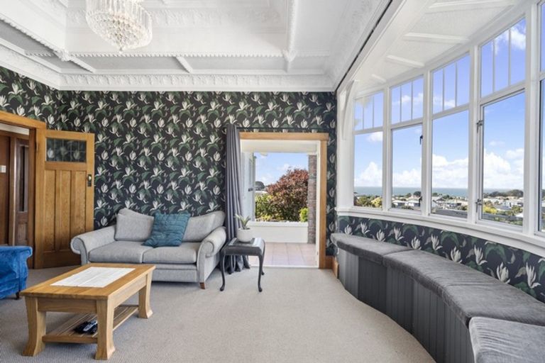 Photo of property in 366 Devon Street West, Lynmouth, New Plymouth, 4310