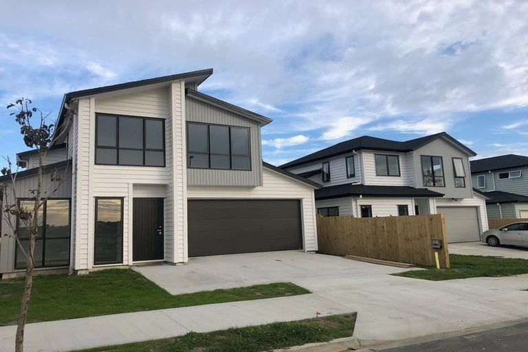 Photo of property in 21 Ta Moko Drive, Gulf Harbour, Whangaparaoa, 0930