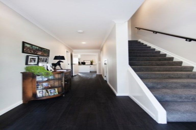 Photo of property in 8/25 Abbotsford Street, Whitiora, Hamilton, 3200