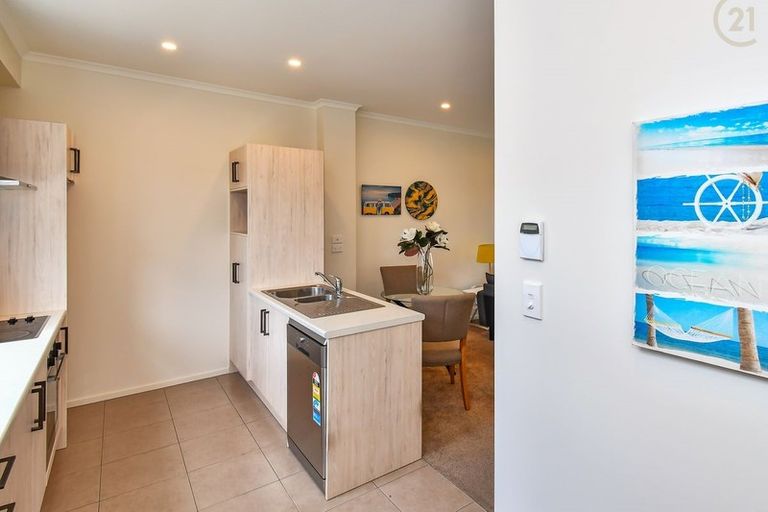 Photo of property in 11 Fermi Lane, Papakura, 2110