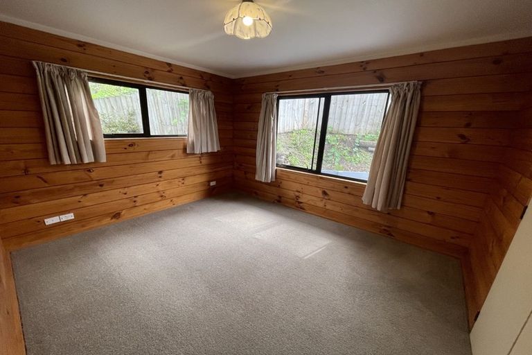 Photo of property in 2/30 Charles Dickens Drive, Mellons Bay, Auckland, 2014