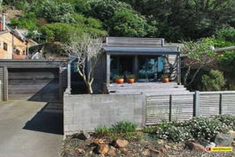 Photo of property in 5 Ocean Parade, Pukerua Bay, 5026