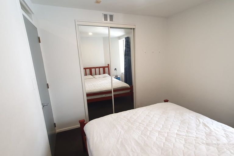 Photo of property in Terrace Garden Apartments, 120 The Terrace, Wellington Central, Wellington, 6011