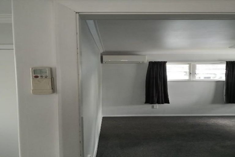 Photo of property in 7 Heretaunga Square, Silverstream, Upper Hutt, 5019