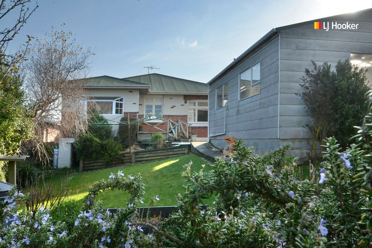 Photo of property in 97 Tomahawk Road, Andersons Bay, Dunedin, 9013