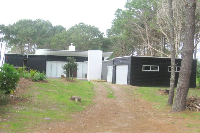 Photo of property in 762 Matarangi Drive, Matarangi, Whitianga, 3592