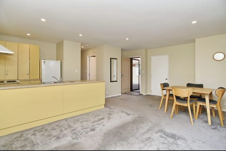 Photo of property in 3/46 Rookwood Avenue, New Brighton, Christchurch, 8083