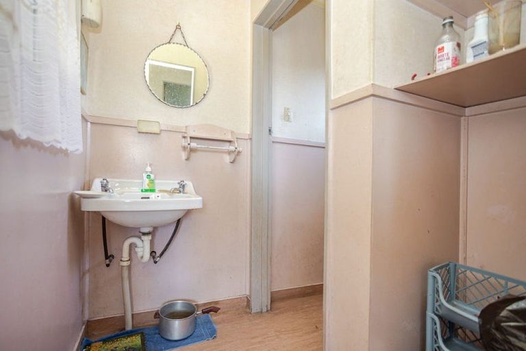 Photo of property in 4 Otanga Street, Dannevirke, 4930