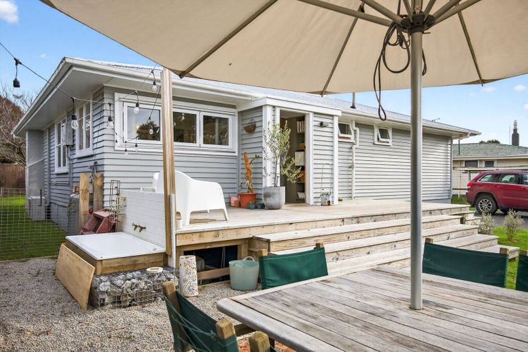 Photo of property in 14 Ropata Street, Kaiti, Gisborne, 4010