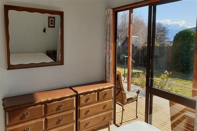 Photo of property in 152 Beacon Point Road, Wanaka, 9305