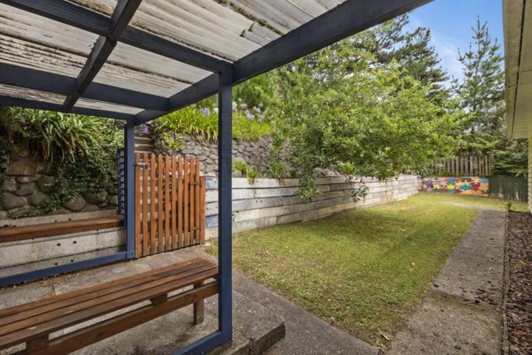 Photo of property in 18 Tawhai Street, Stokes Valley, Lower Hutt, 5019