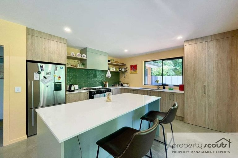 Photo of property in 94 Eliot Street, New Plymouth, 4310