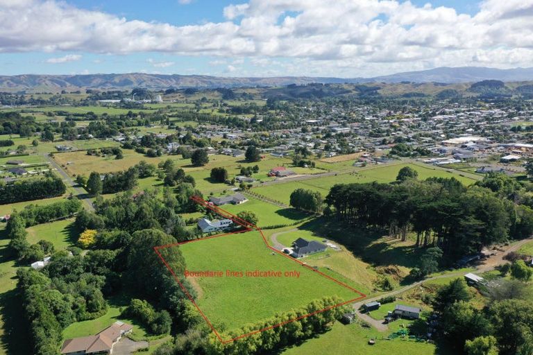Photo of property in 35a Riccarton Road, Pahiatua, 4910