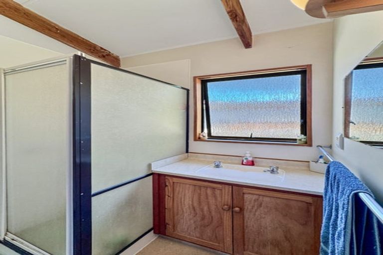 Photo of property in 10 Claydon Place, Ohope, 3121