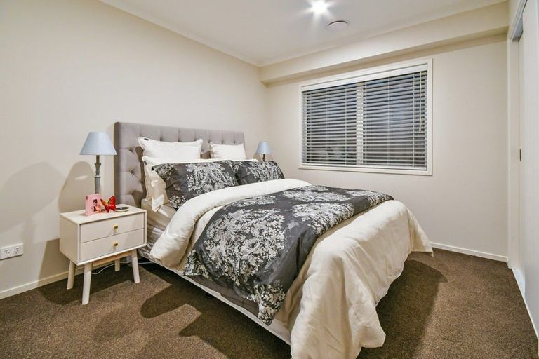 Photo of property in 16 Helenvale Crescent, Pokeno, 2402
