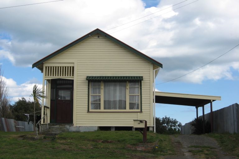 Photo of property in 30 Kowhai Street, Castlecliff, Whanganui, 4501