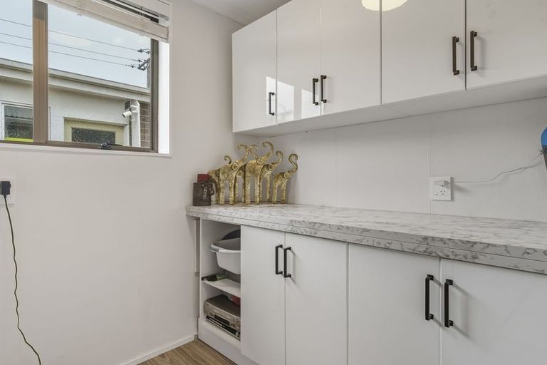 Photo of property in 39 Rutherford Street, Caversham, Dunedin, 9012