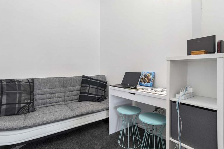 Photo of property in 5 Redhaven Place, Bethlehem, Tauranga, 3110