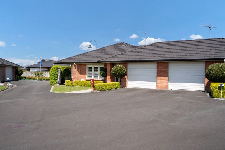 Photo of property in 9 Walter Court, Cambridge, 3434