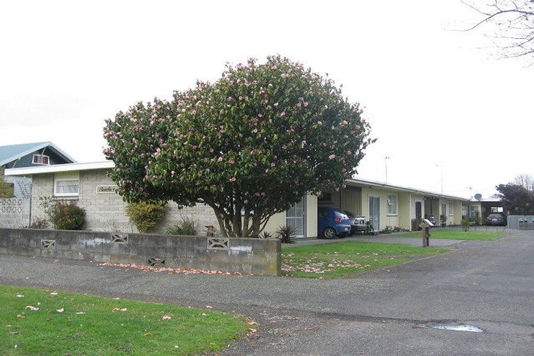 Photo of property in 3/173 Kimbolton Road, Feilding, 4702