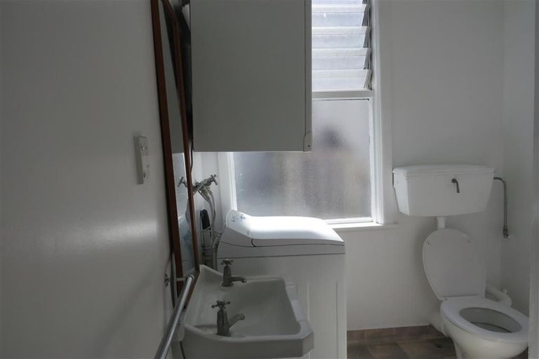 Photo of property in 199 The Terrace, Wellington Central, Wellington, 6011