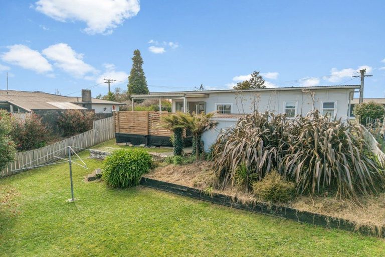 Photo of property in 6 Cambridge Street, Putaruru, 3411