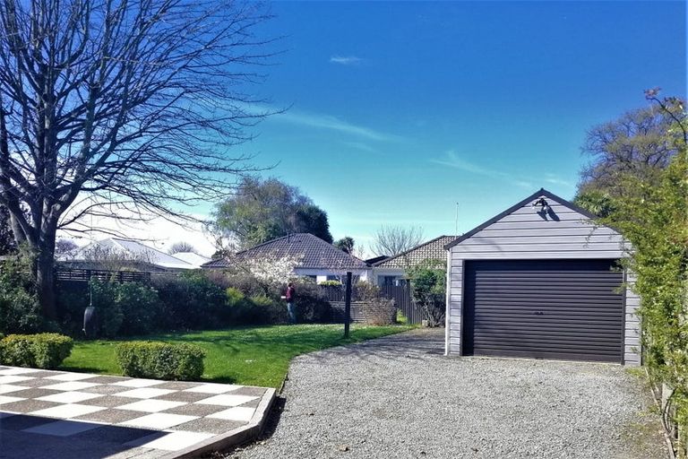 Photo of property in 30 Forfar Street, Edgeware, Christchurch, 8013