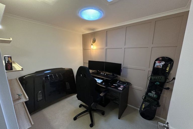 Photo of property in 8a Langton Road, Stanmore Bay, Whangaparaoa, 0932