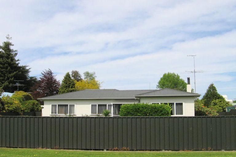 Photo of property in 104 Oak Street, Mangapapa, Gisborne, 4010