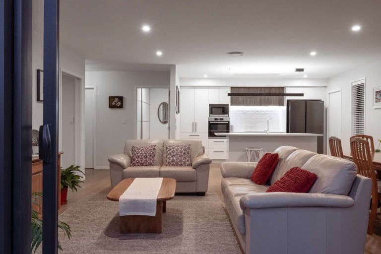 Photo of property in 45 Cotula Way, Papamoa Beach, Papamoa, 3118