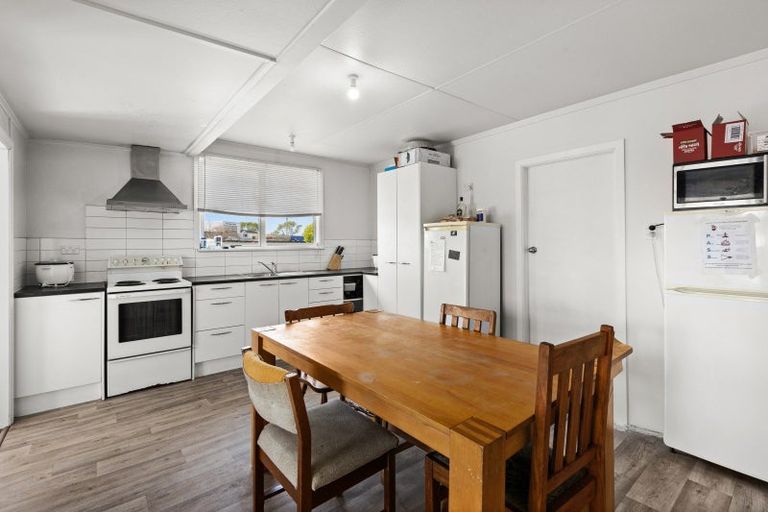 Photo of property in 83 Hillary Crescent, Maraenui, Napier, 4110