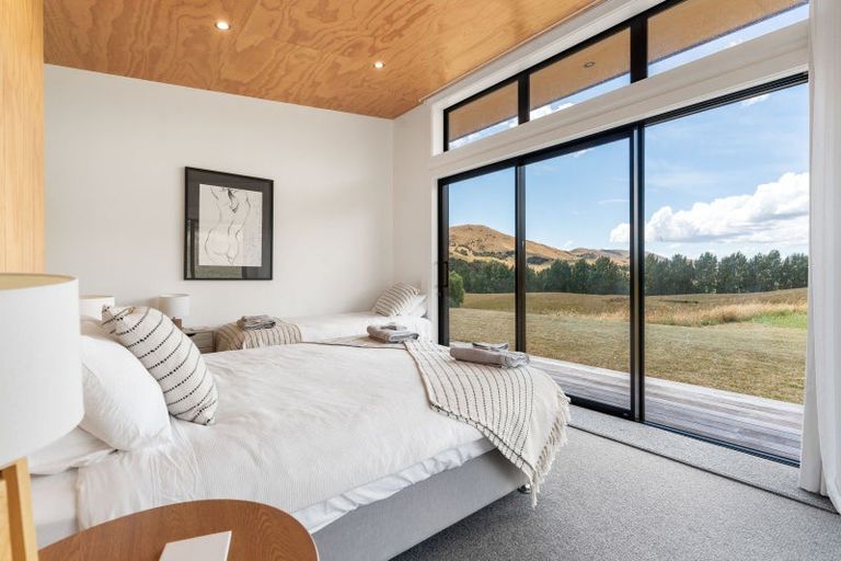 Photo of property in 360a Longbush Road, Hinakura, Masterton, 5884