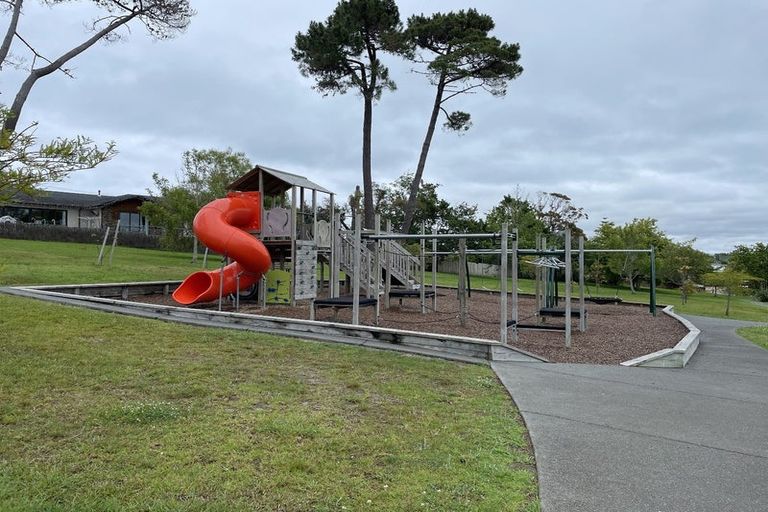 Photo of property in 5/17 Brandon Road, Manly, Whangaparaoa, 0930