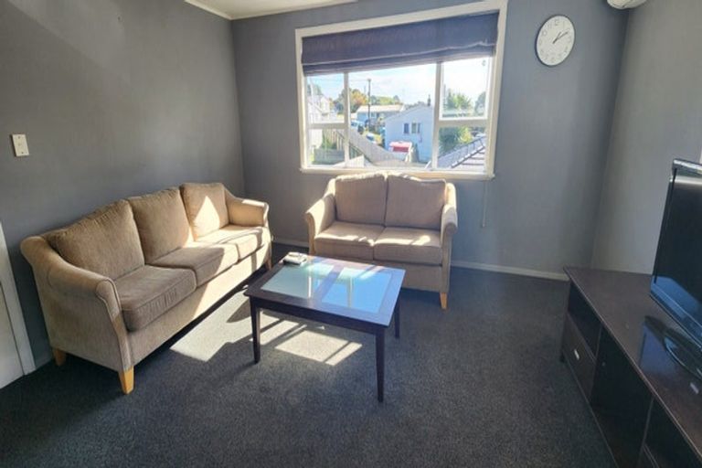 Photo of property in 6a Clerke Place, Marfell, New Plymouth, 4310