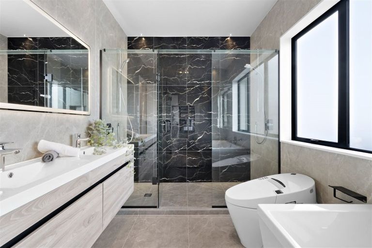 Photo of property in 49a Hart Road, Hauraki, Auckland, 0622