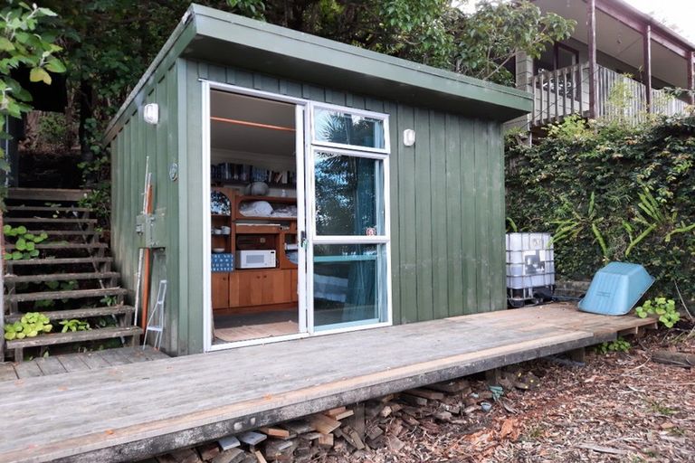 Property details for 237 Opoutere Road, Opoutere, Whangamata, 3691