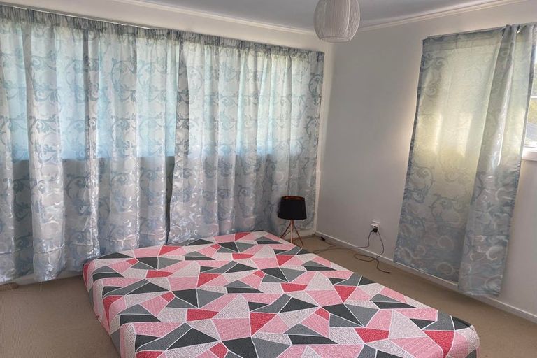 Photo of property in 7 Frobisher Street, Island Bay, Wellington, 6023