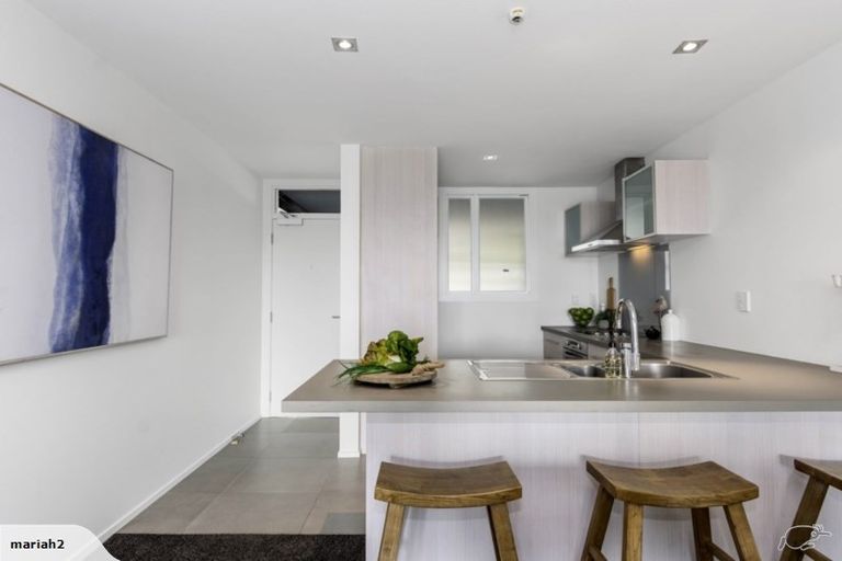 Photo of property in 2-06/424 Maunganui Road, Mount Maunganui, 3116