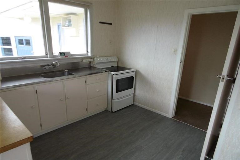 Photo of property in 2 Norton Place, Spotswood, New Plymouth, 4310