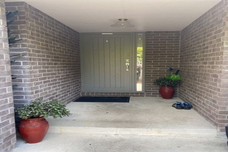 Photo of property in 7 South Street, Papakura, 2110