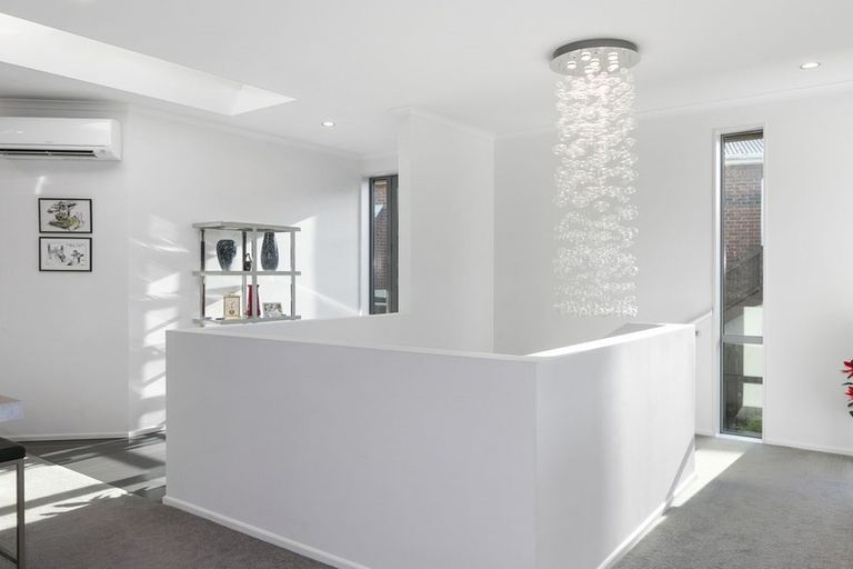 Photo of property in 2 Montecillo Lane, Mornington, Dunedin, 9011