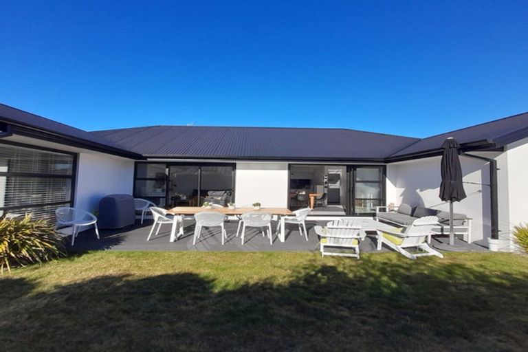Photo of property in 10 Kawakawa Street, Pegasus, 7612
