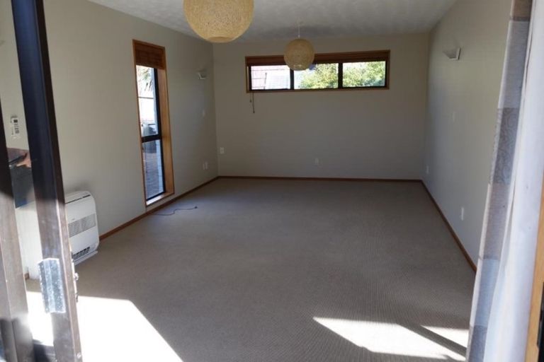Photo of property in 54 Palatine Terrace, Saint Martins, Christchurch, 8022