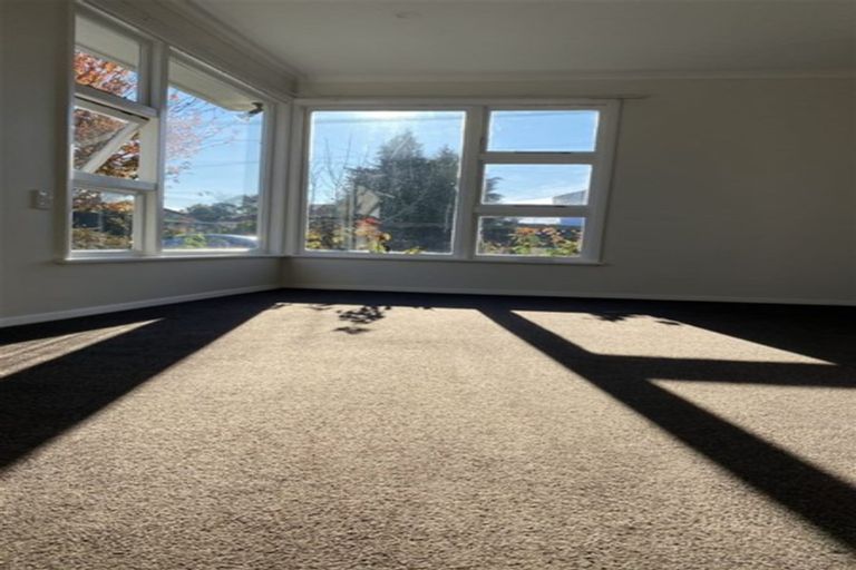 Photo of property in 9 Mappleton Avenue, Burnside, Christchurch, 8053