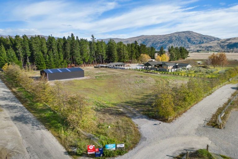 Photo of property in 112 Richards Beach Road, Cromwell, 9384