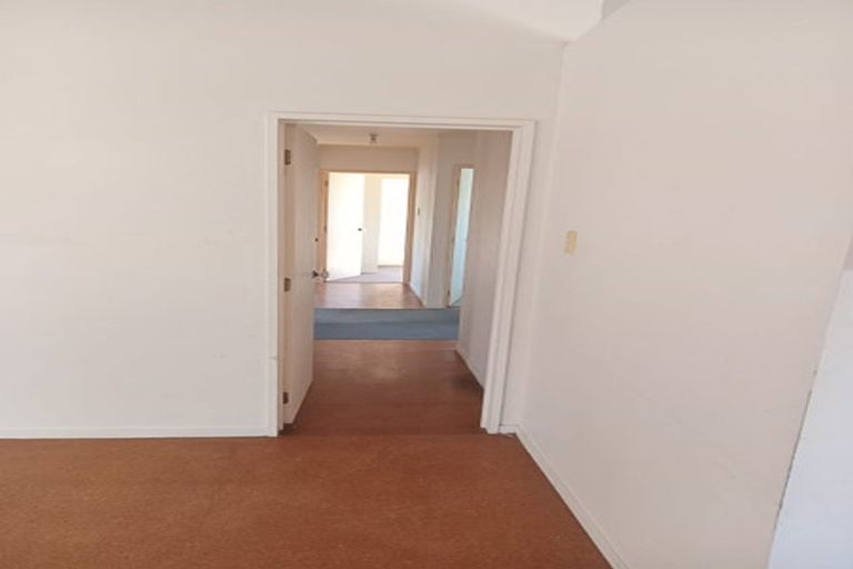 Photo of property in 137 Russell Road, Manurewa, Auckland, 2102