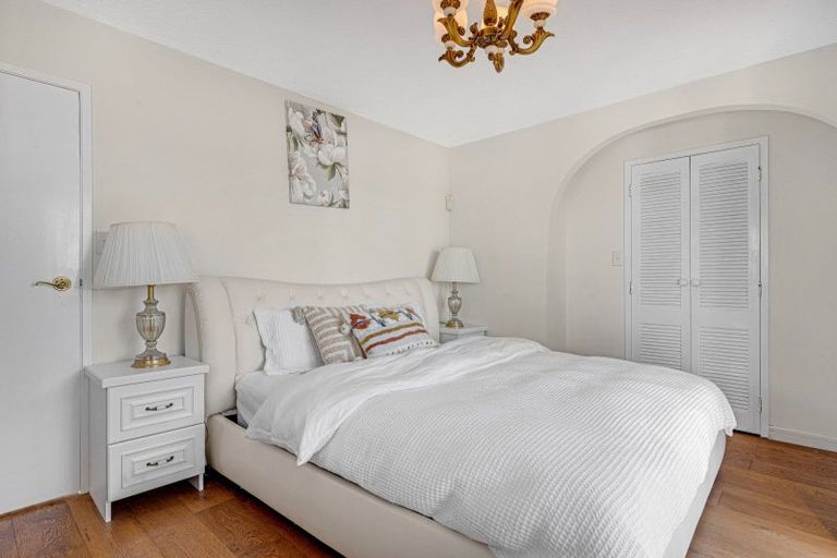 Photo of property in 2/22 Salem Place, Torbay, Auckland, 0630