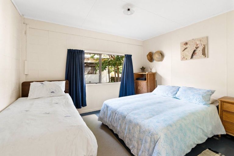 Photo of property in 233 Oakura Road, Oakura, Hikurangi, 0184