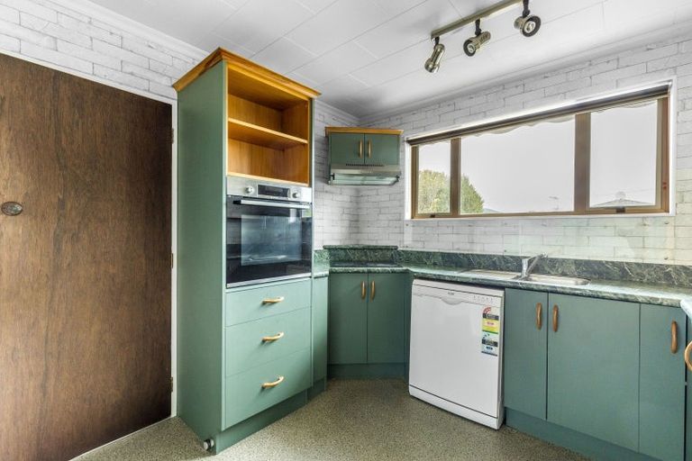 Photo of property in 8 Myers Street, Waikiwi, Invercargill, 9810